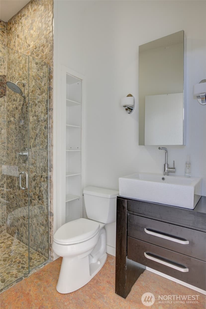Property photo for 1065 Ocean Shores Boulevard SW, Ocean Shores photo 16