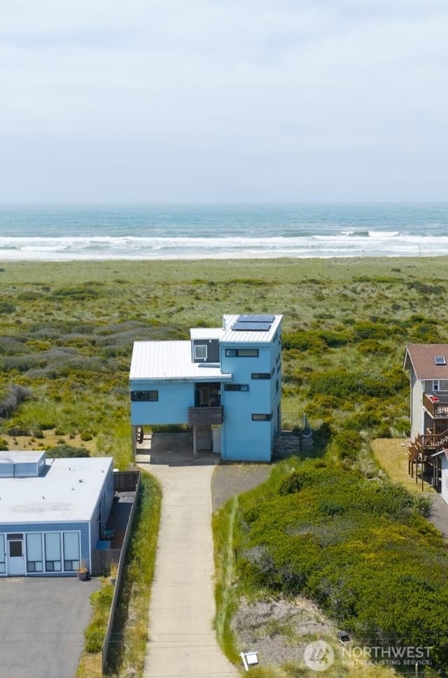 Property photo for 1065 Ocean Shores Boulevard SW, Ocean Shores