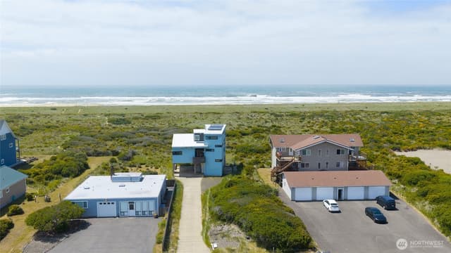 Property photo for 1065 Ocean Shores Boulevard SW, Ocean Shores photo 3