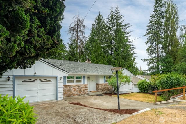 Property photo for 1250 NE 188th Street, Shoreline photo 2