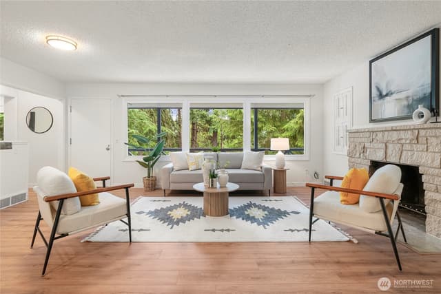 Property photo for 1250 NE 188th Street, Shoreline photo 3