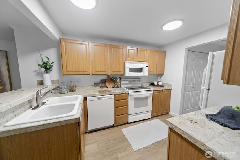 Property photo for 12636 100th Lane NE #F126, Kirkland photo 8
