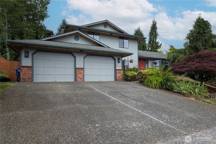 Property photo for 8906 10th Drive SE, Everett
