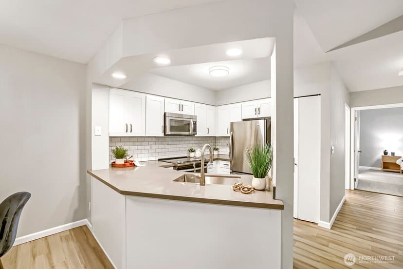 Property photo for 15300 112th Avenue NE #C306, Bothell photo 3