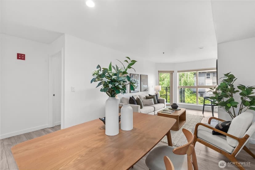 Property photo for 701 Galer Street #505, Seattle photo 8