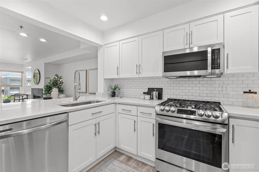 Property photo for 701 Galer Street #505, Seattle photo 11