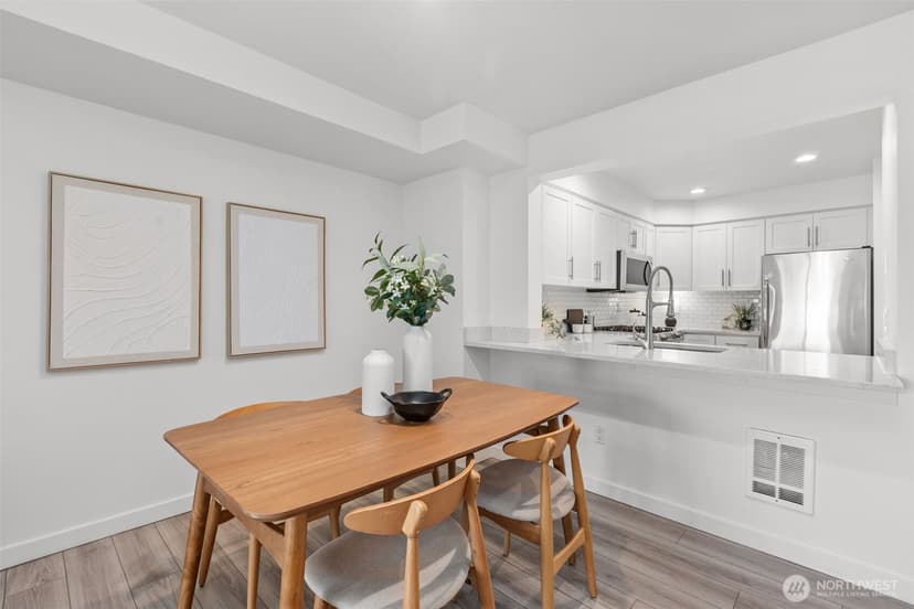 Property photo for 701 Galer Street #505, Seattle photo 6