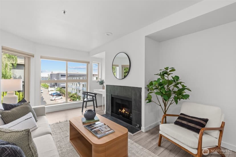Property photo for 701 Galer Street #505, Seattle photo 4