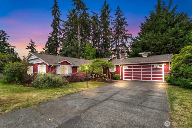 Property photo for 8424 97th Street SW, Lakewood