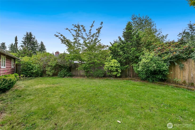 Property photo for 8424 97th Street SW, Lakewood photo 23