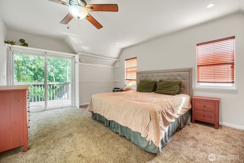 Property photo for 1025 S Donovan Street, Seattle photo 19