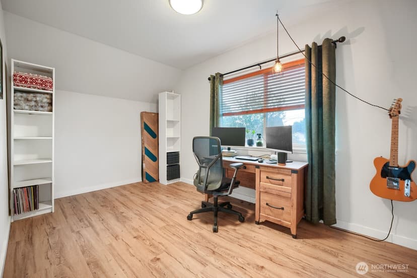 Property photo for 1025 S Donovan Street, Seattle photo 18