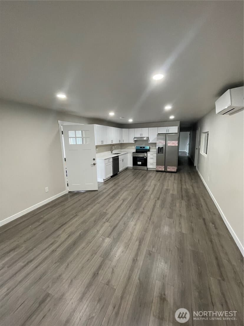 Property photo for 7301 NE 175th Street #108, Kenmore photo 4