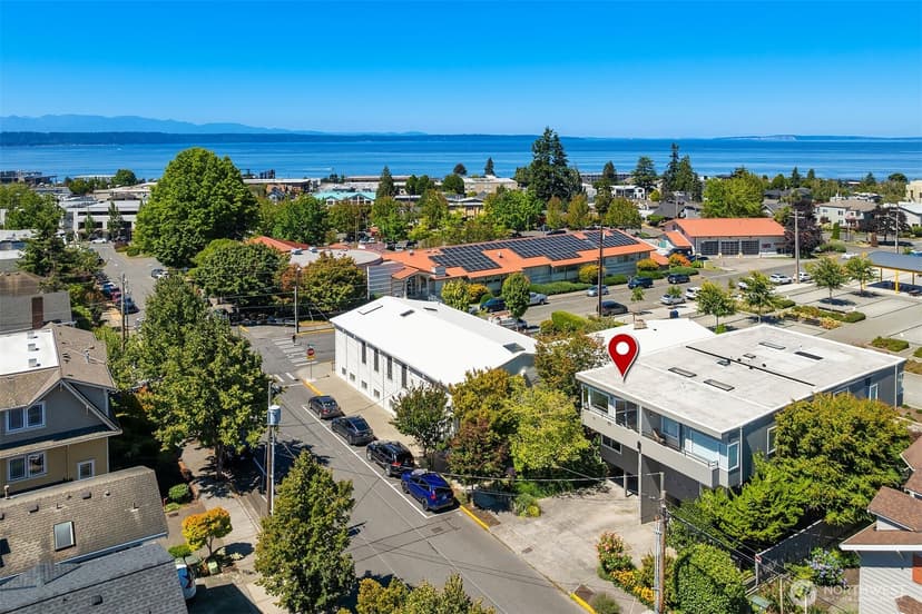 Property photo for 611 Bell Street #1, Edmonds photo 4