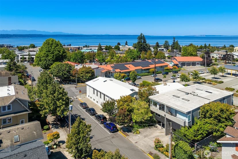 Property photo for 611 Bell Street #1, Edmonds photo 3