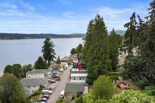 Property photo for 16917 SE 38th Place, Bellevue