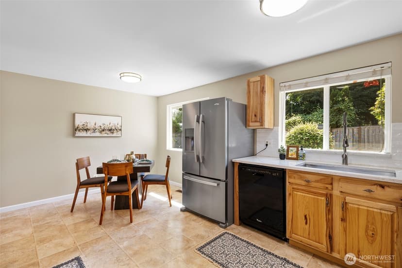 Property photo for 3611 Jack Pine Drive, Bremerton photo 10