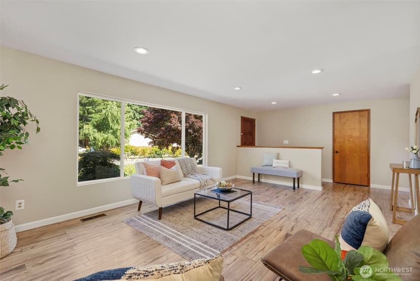 Property photo for 3611 Jack Pine Drive, Bremerton photo 8