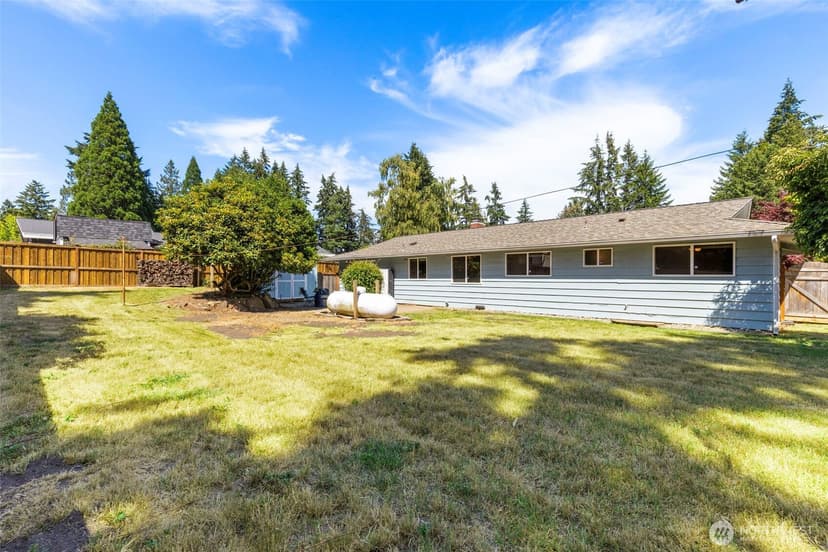 Property photo for 3611 Jack Pine Drive, Bremerton photo 24