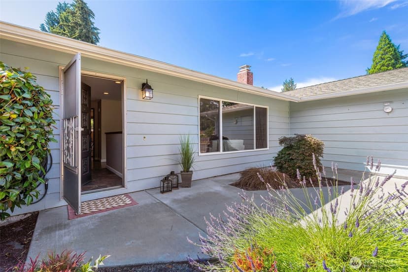 Property photo for 3611 Jack Pine Drive, Bremerton photo 5