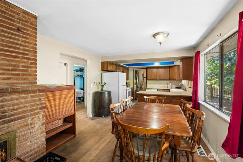 Property photo for 7218 NE 155th Street, Kenmore photo 8