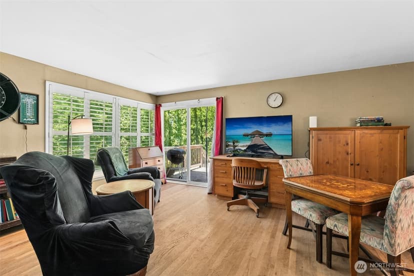 Property photo for 7218 NE 155th Street, Kenmore photo 5