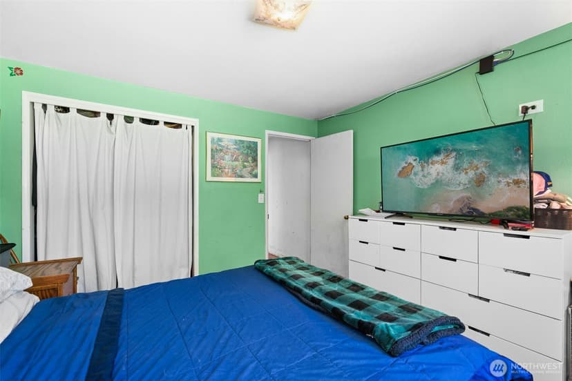 Property photo for 7218 NE 155th Street, Kenmore photo 13