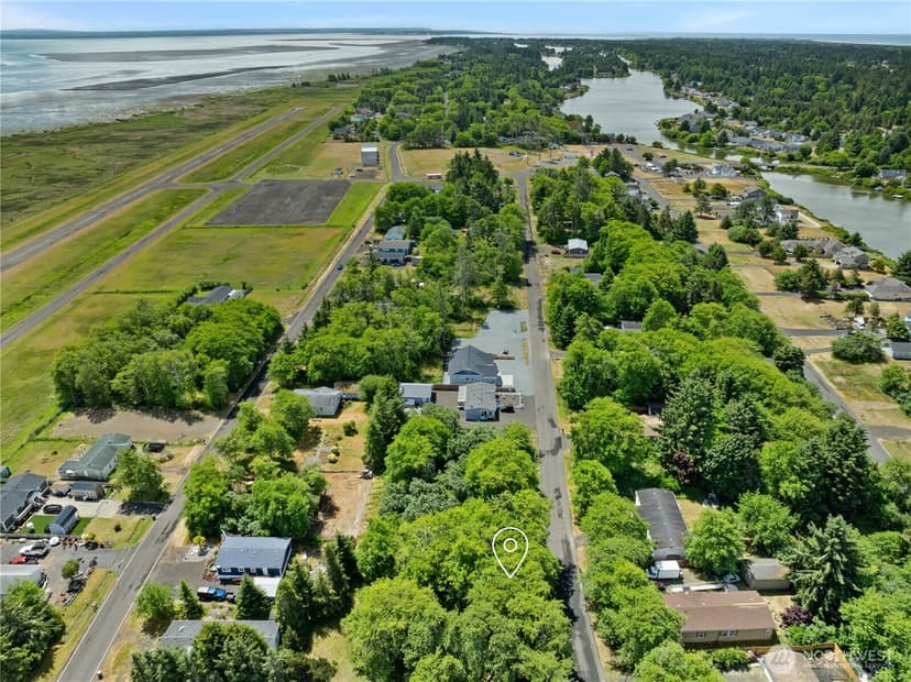 Property photo for 576 Chenois Avenue NE, Ocean Shores photo 9