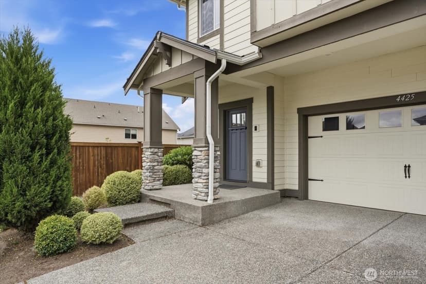Property photo for 4425 233rd Place SE, Bothell photo 3