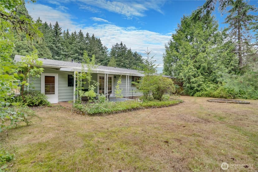 Property photo for 10102 114th Street SW, Lakewood photo 30
