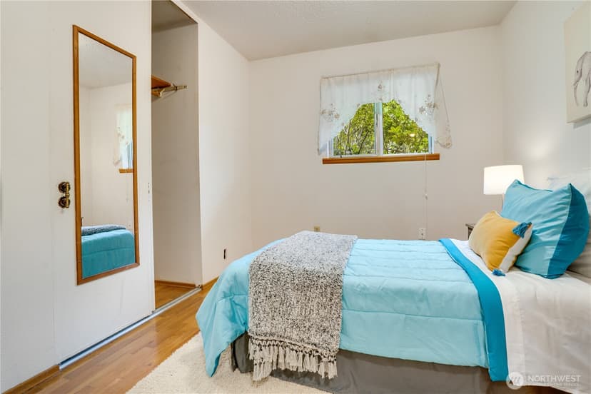 Property photo for 10102 114th Street SW, Lakewood photo 18
