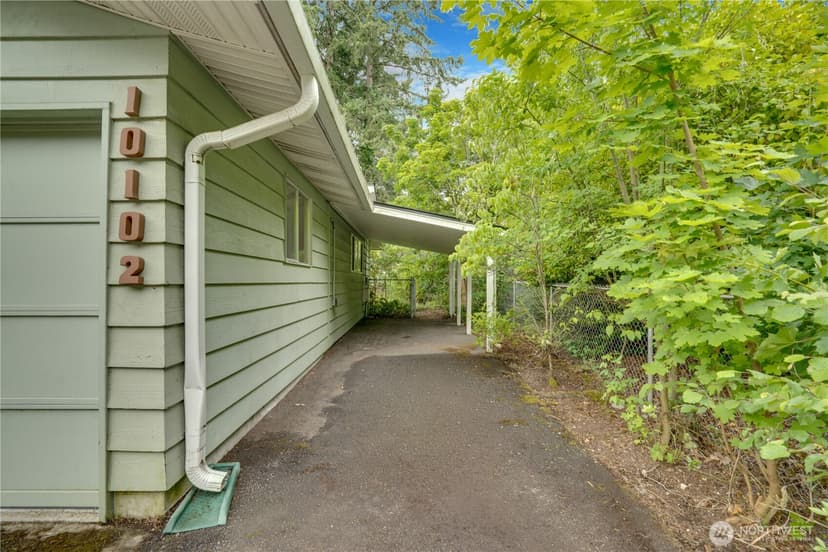 Property photo for 10102 114th Street SW, Lakewood photo 34