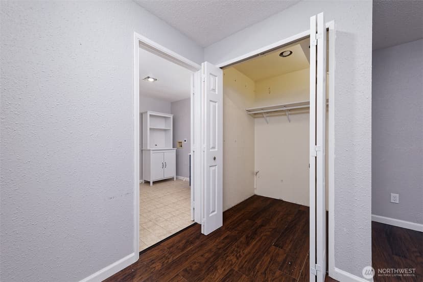 Property photo for 15120 Sunwood Boulevard #OO11, Seattle photo 28