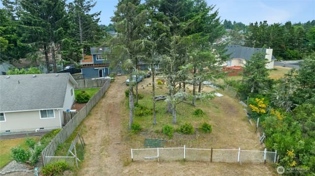 Property photo for 609 Blue Wing Loop SE, Ocean Shores photo 5
