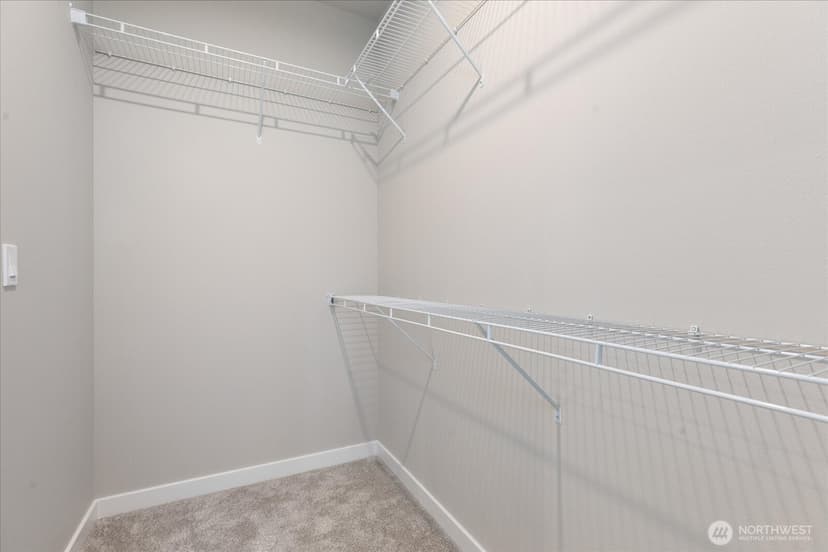 Property photo for 2427 Cambridge Court, Langley photo 18