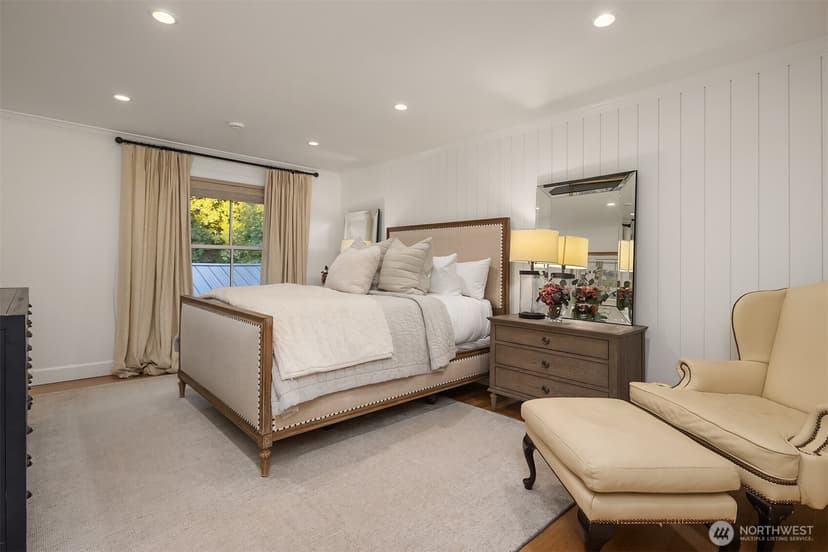 Property photo for 7306 Island Crest Way, Mercer Island photo 18