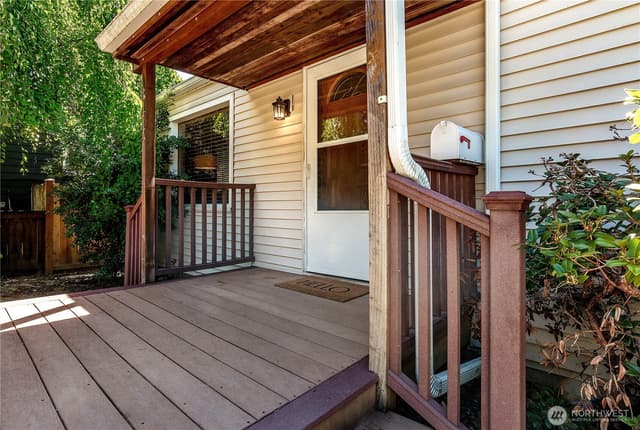 Property photo for 8447 35th Avenue SW, Seattle photo 3