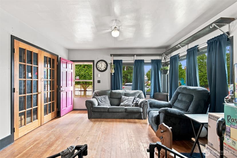 Property photo for 303 S Hartford Avenue, Bremerton photo 6