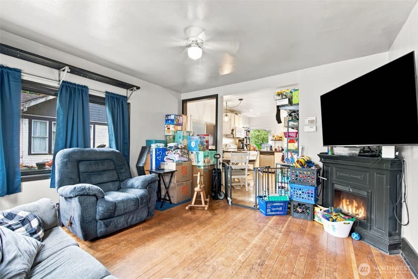 Property photo for 303 S Hartford Avenue, Bremerton photo 7