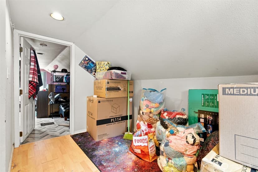 Property photo for 303 S Hartford Avenue, Bremerton photo 22