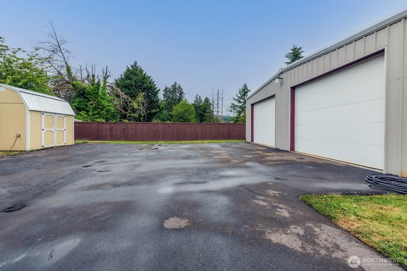 Property photo for 5207 Erlands Point Road NW, Bremerton photo 33