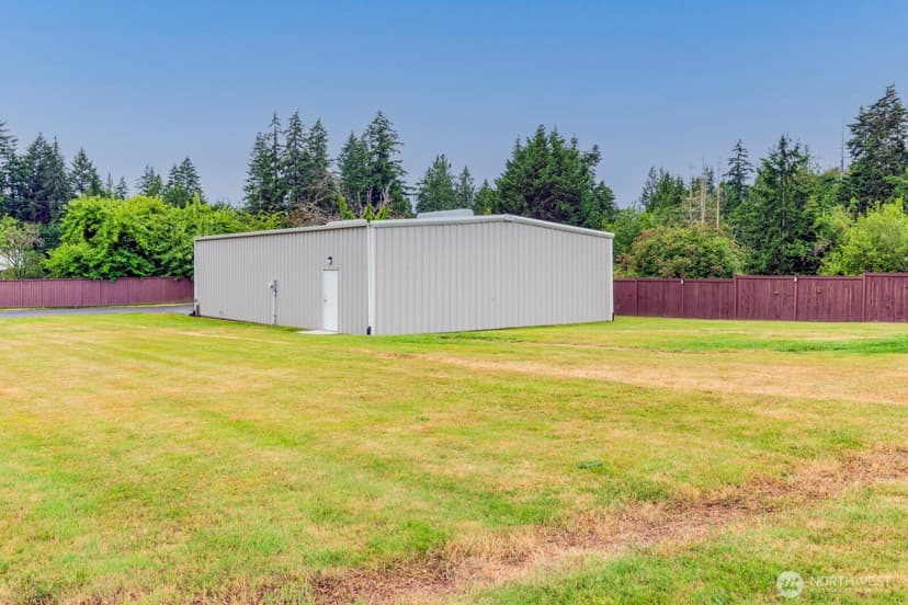 Property photo for 5207 Erlands Point Road NW, Bremerton photo 7
