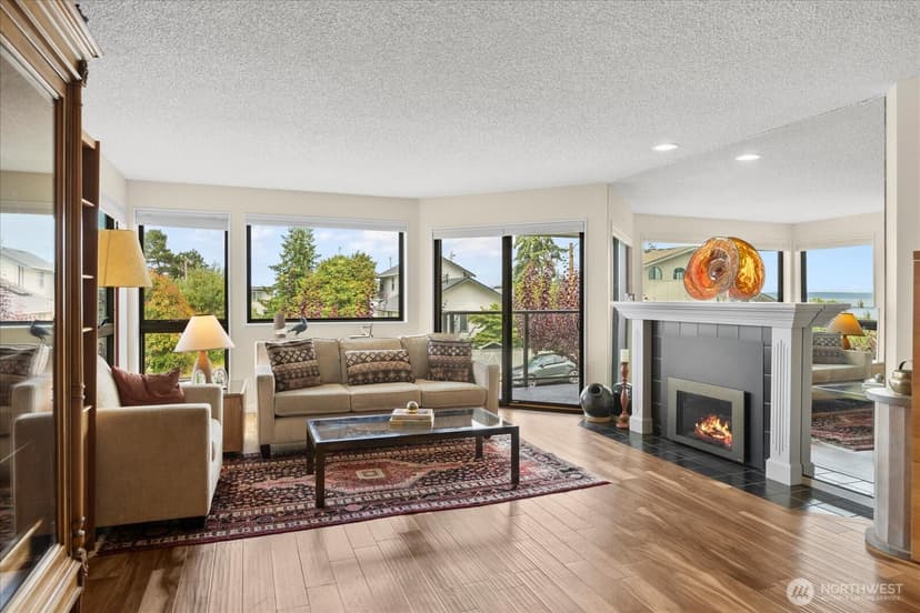 Property photo for 524 Maple Street #102, Edmonds photo 8