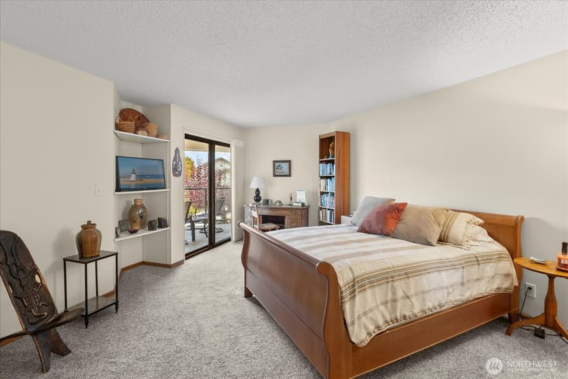 Property photo for 524 Maple Street #102, Edmonds photo 17