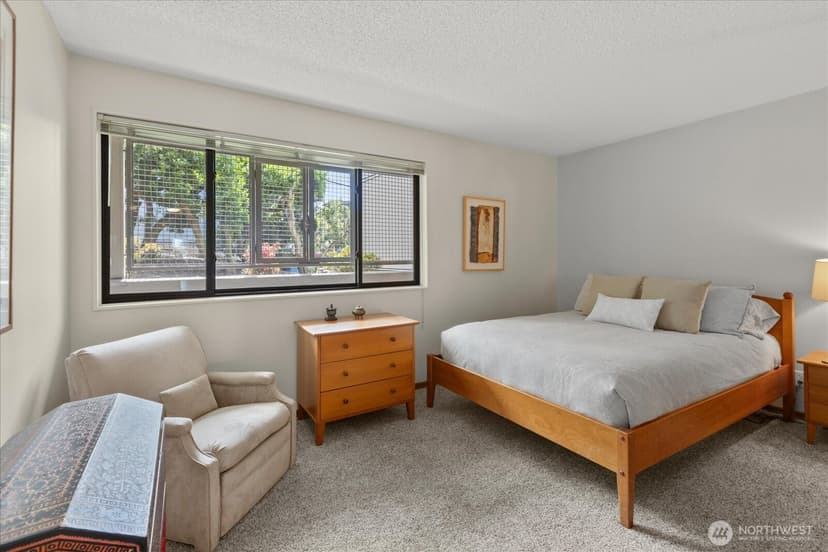 Property photo for 524 Maple Street #102, Edmonds photo 23