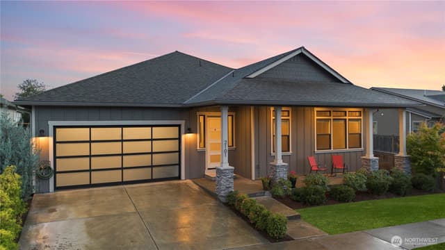 Property photo for 2101 5th Place, Snohomish photo 2