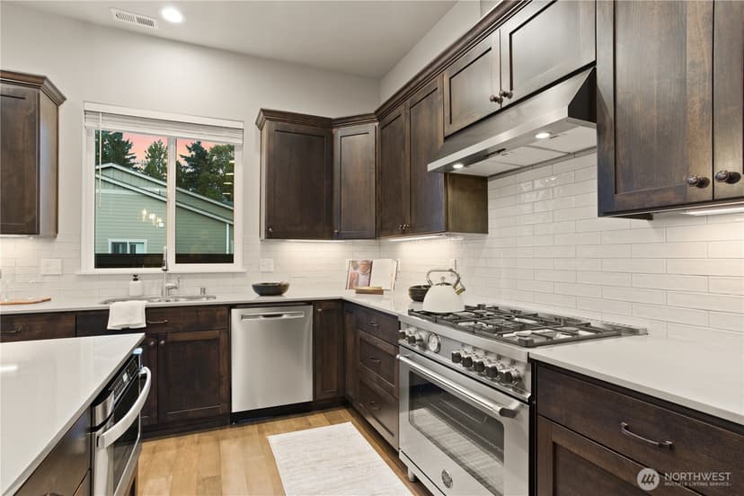 Property photo for 2101 5th Place, Snohomish photo 9
