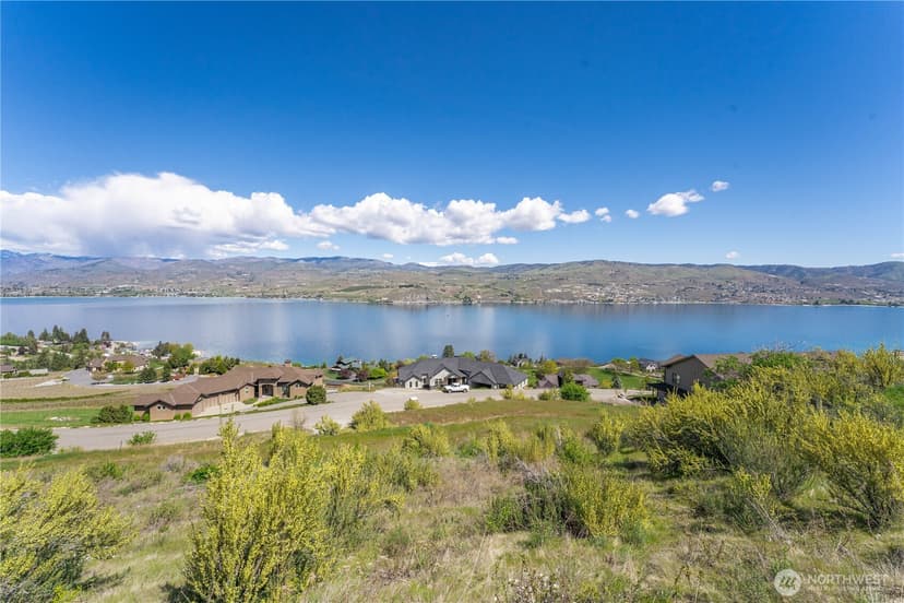 Property photo for 306 Clos Chevalle Road, Chelan