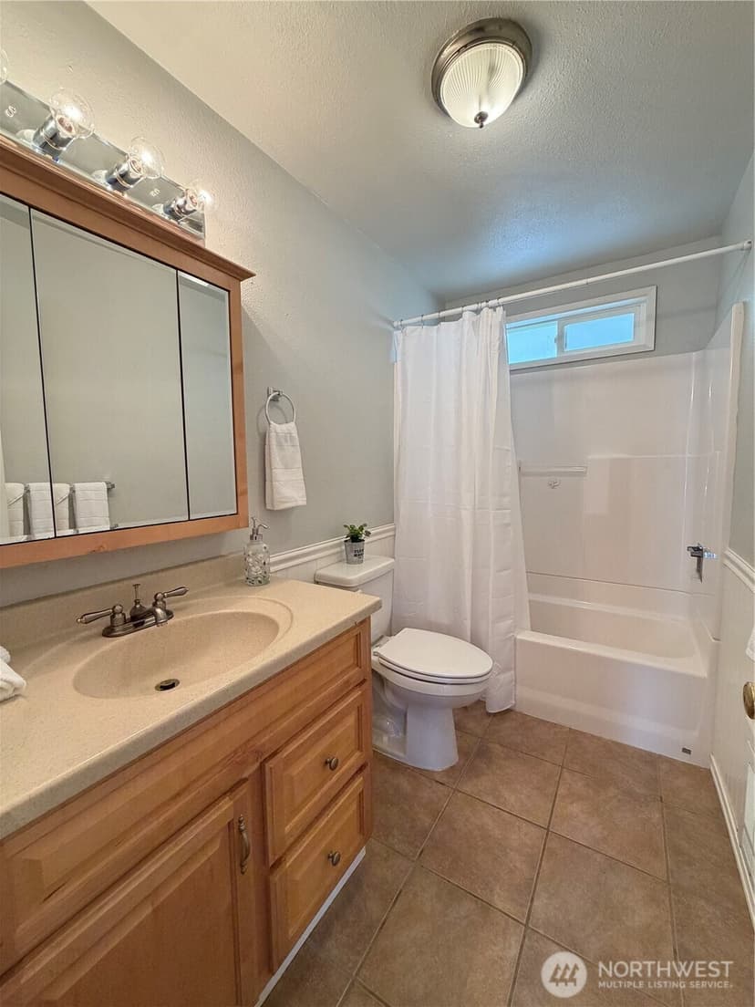 Property photo for 655 Canal Drive NE, Ocean Shores photo 9