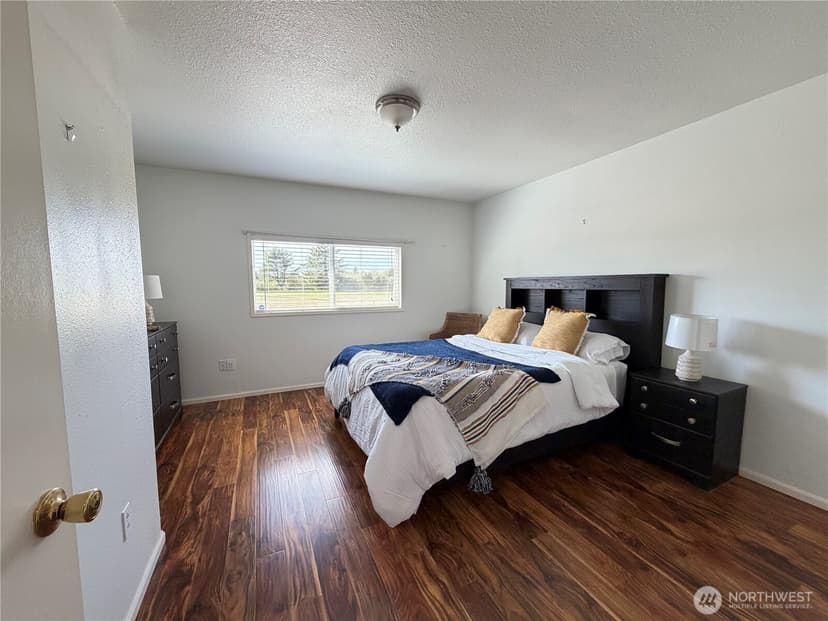 Property photo for 655 Canal Drive NE, Ocean Shores photo 15